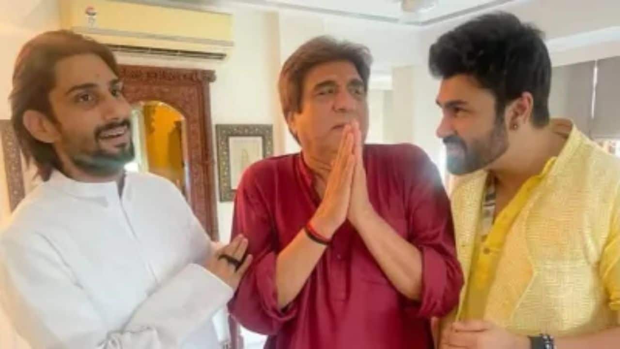 Aarya Babbar on brother Prateik changing his name to Prateik Smita Patil: I just have to say that Smita ma is our mother too...