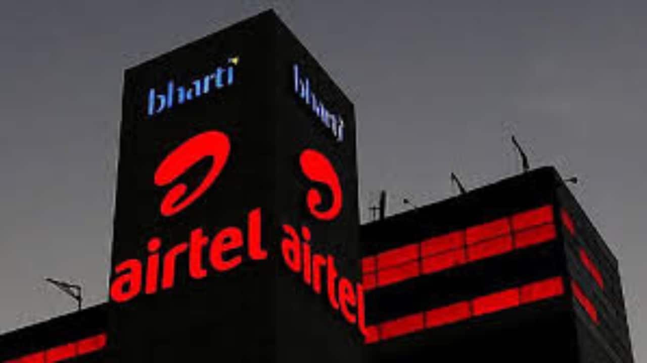 Bharti Airtel block deal likely as Singtel may sell 0.8% stake for Rs 10,300 crore: CNBC-TV18