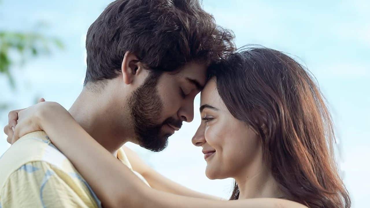 Social media influencer Ankush Bahuguna to star in his debut music video Dariya, watch video