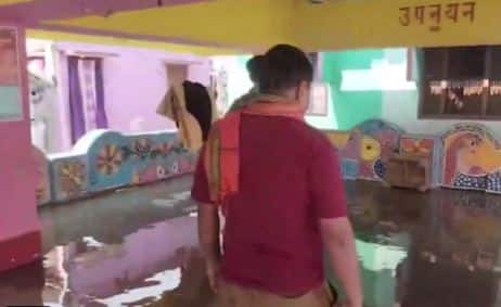 Bihar temple 'purified' with gangajal after Kanhaiya Kumar's visit | Watch