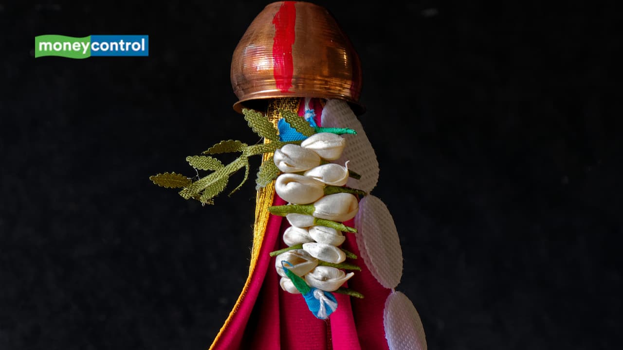 Gudi Padwa 2025: Which Direction Should Gudi Be Placed? Do’s and Don’ts
