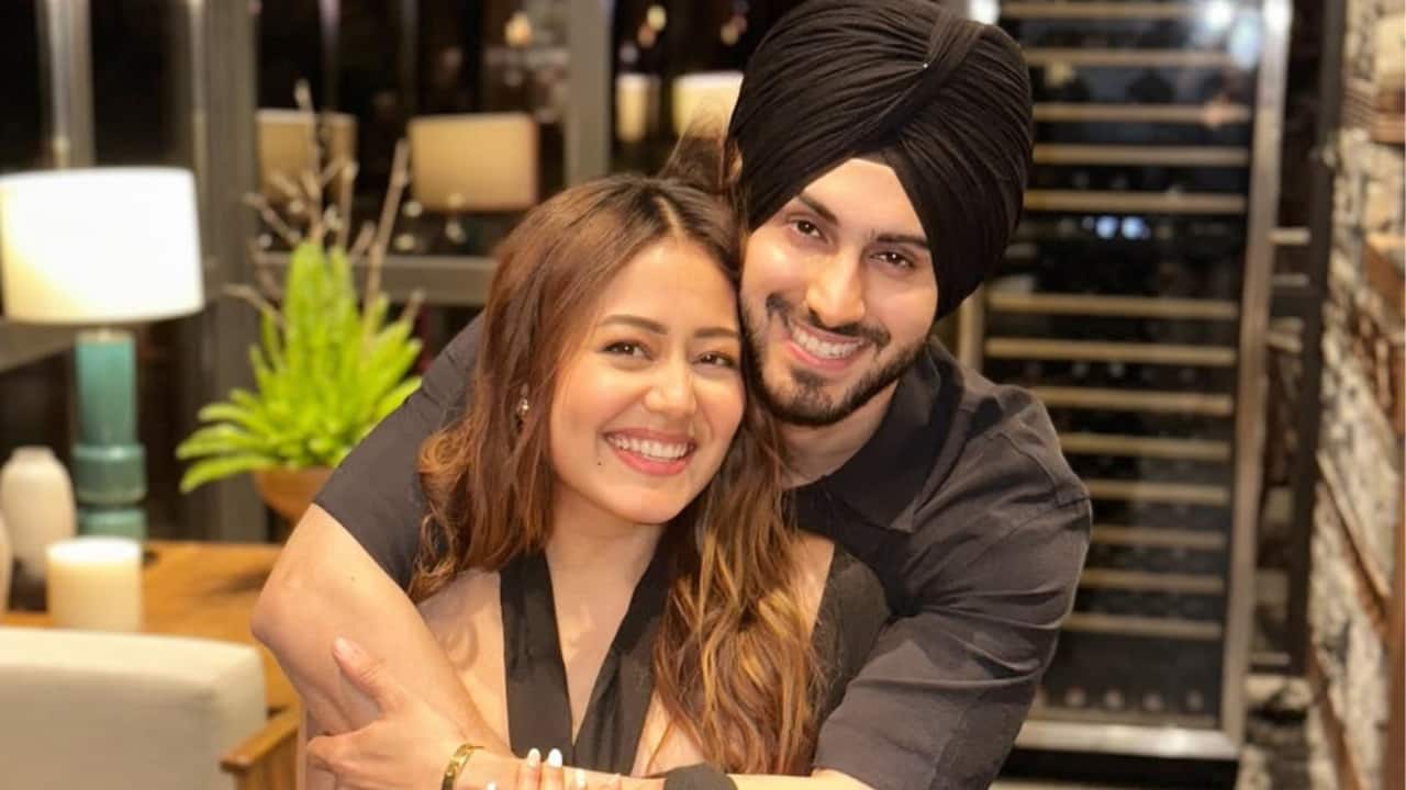 Neha Kakkar's husband Rohanpreet Singh backs singer amid Melbourne concert backlash, writes, "Huge Respect to My Wife..."
