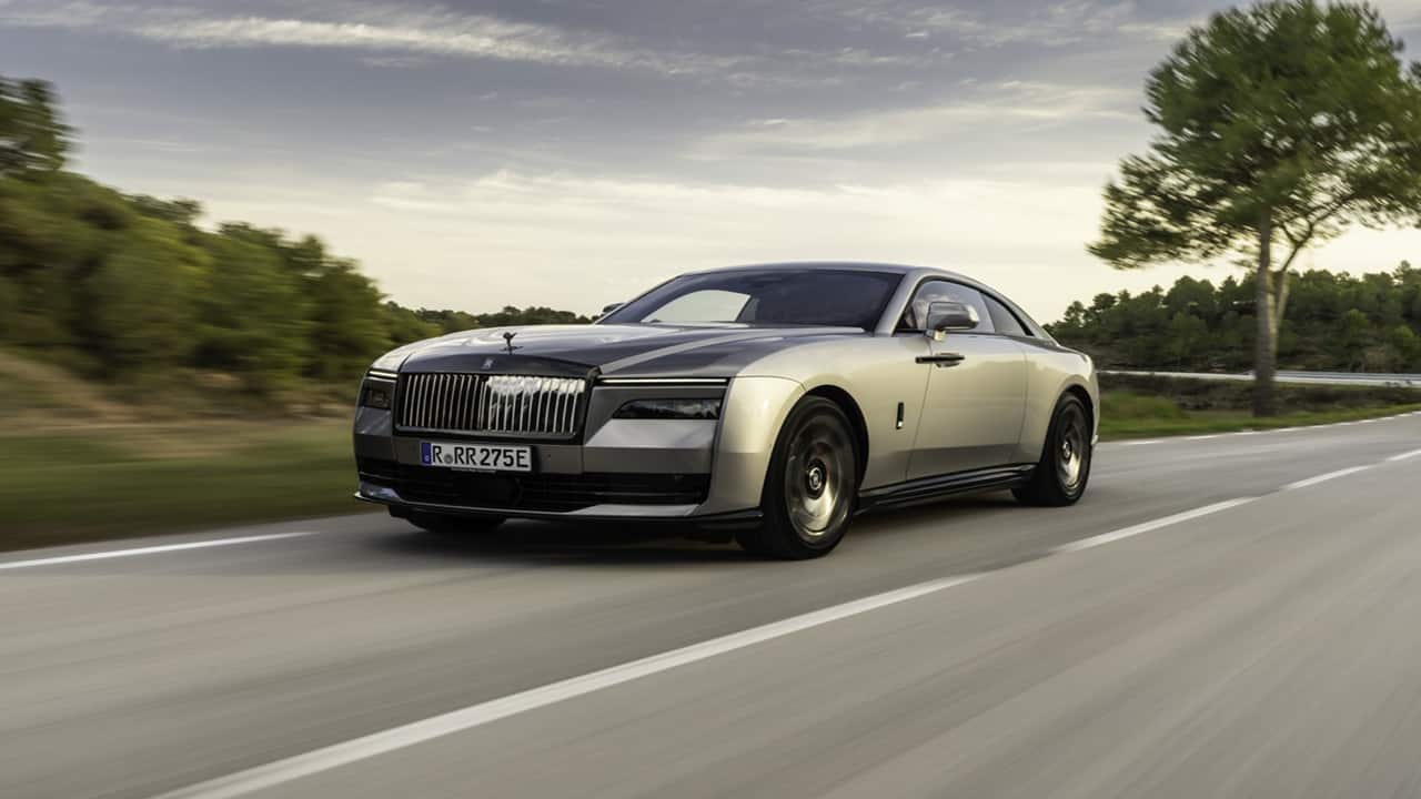 The Drive Report: Rolls-Royce Spectre Black Badge