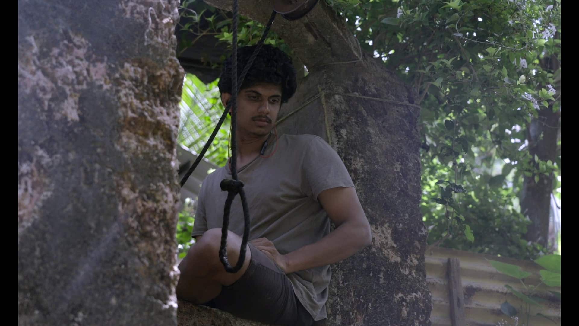 A still from Tingl Belku.
