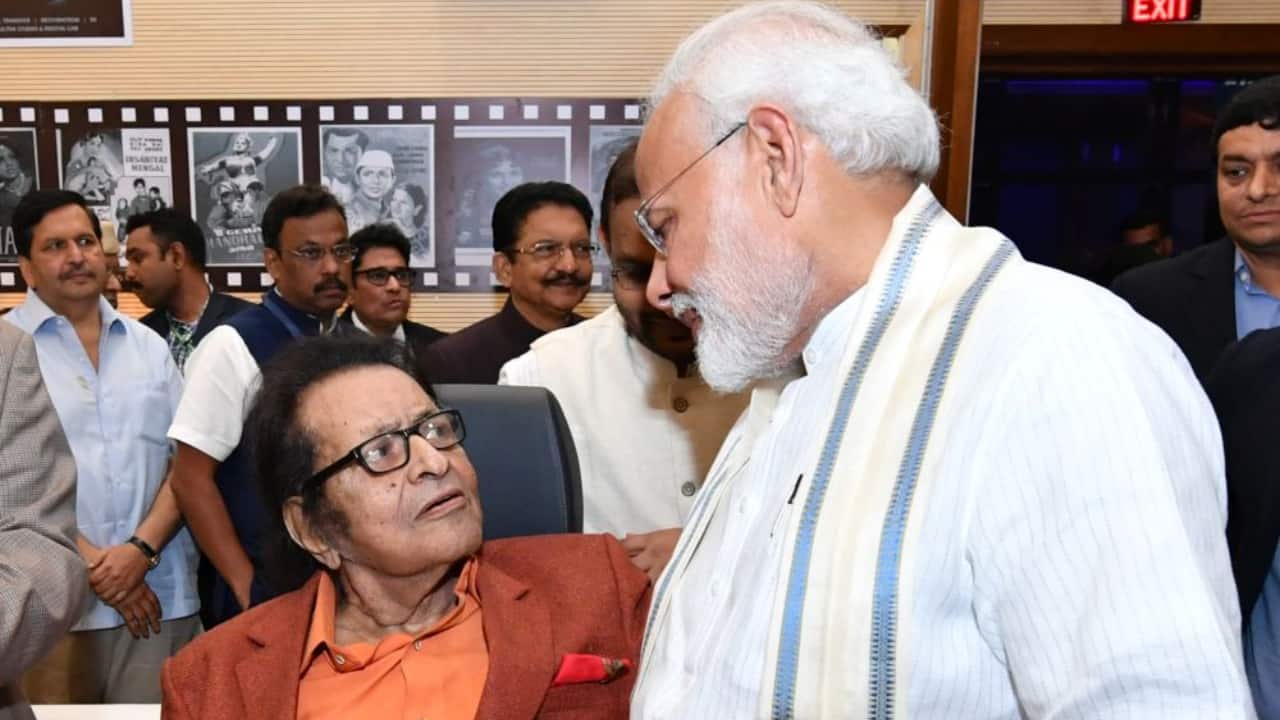 PM Narendra Modi mourns the demise of veteran actor Manoj Kumar