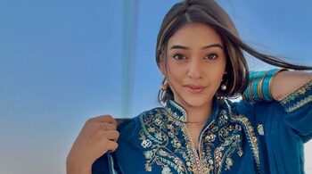 RJ Mahvash reveals engaged at the age of 19