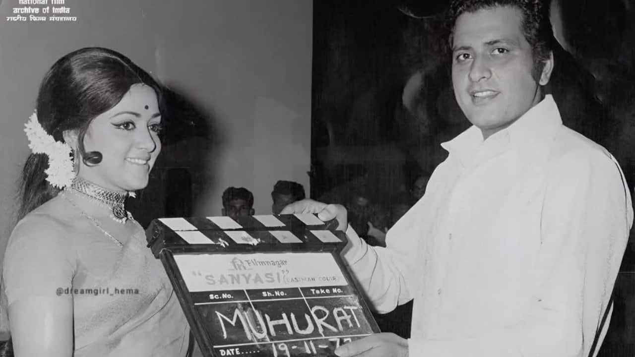 Hema Malini recalls her fond memories with Manoj Kumar: We would communicate over the phone and he would call me when....