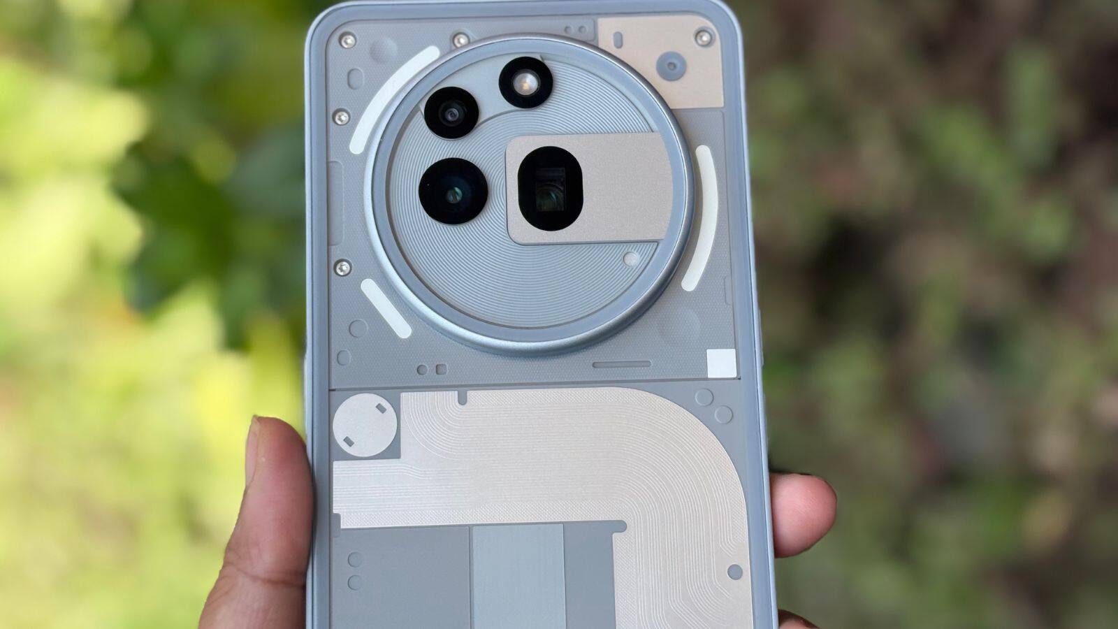 Gaming-inspired rear panel Gaming-inspired rear panel