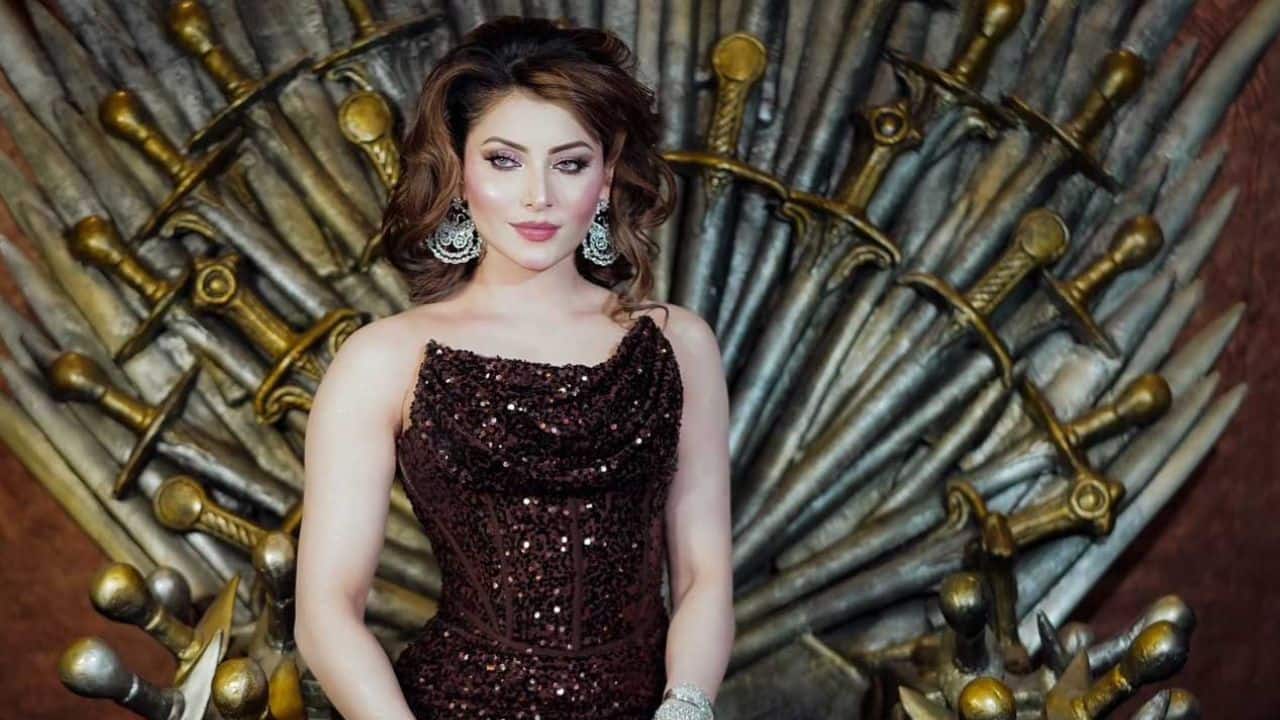 Urvashi Rautela talks about secret to a happy relationship: 'Every girl would love a sorry'