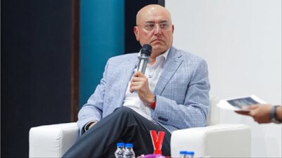 Sabeer Bhatia's post prompted a variety of responses.
