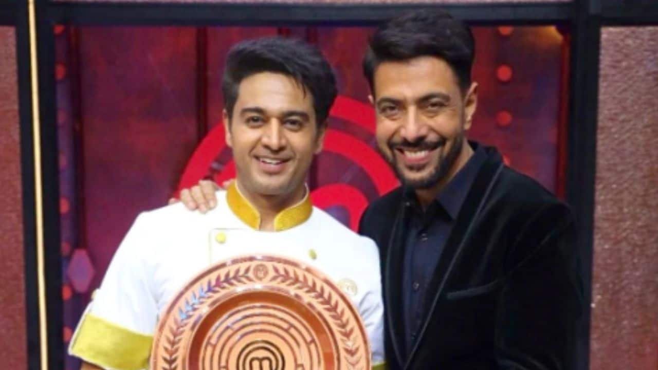 Gaurav Khanna lifts the trophy of Celebrity MasterChef 2025, wins Rs 20 lakh prize