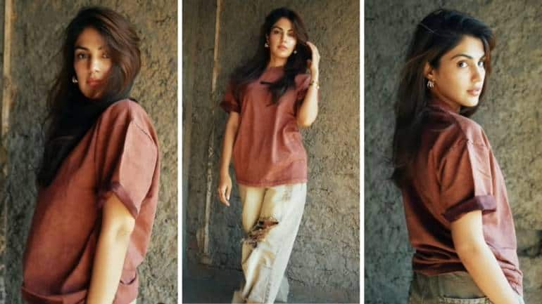 Rhea Chakraborty in denim (Screengrabs: @rhea_chakraborty/Instagram)