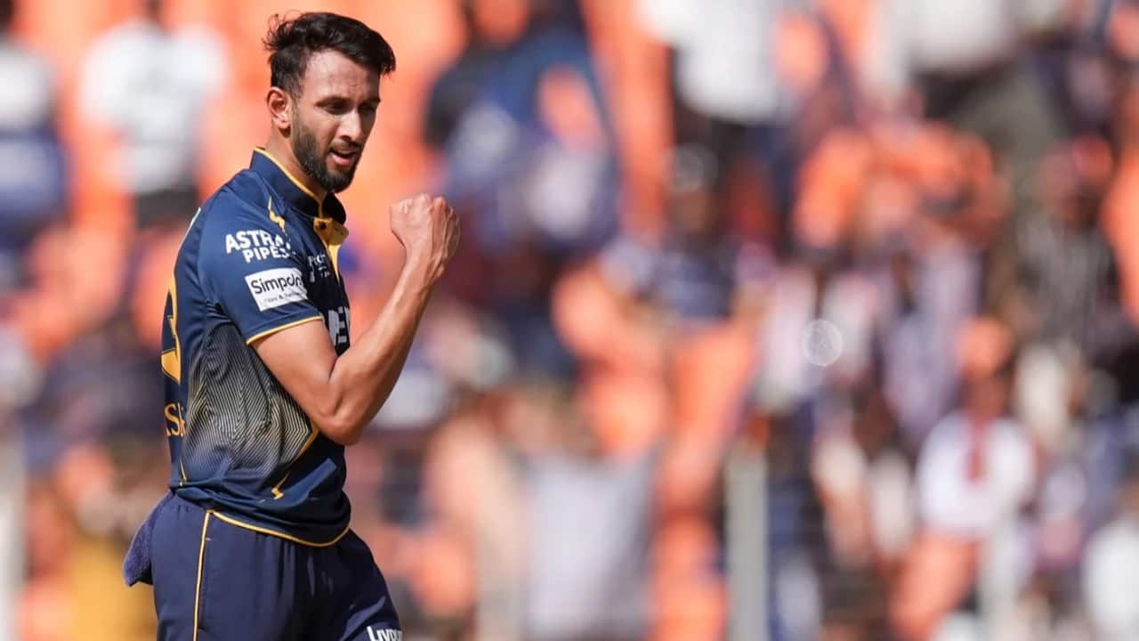 Prasidh Krishna has 16 scalps in 8 matches