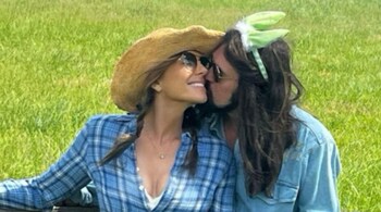 Elizabeth Hurley confirms dating Billy Ray Cyrus