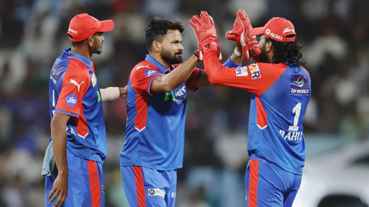 Mukesh Kumar scalped four wickets against LSG 