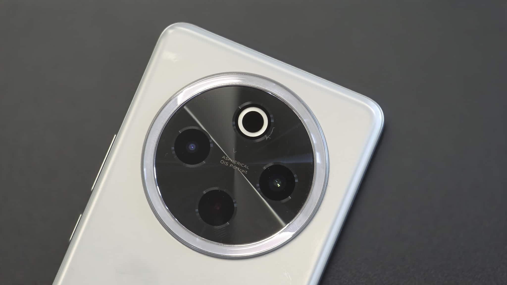 Camera is acceptable too Camera is acceptable too