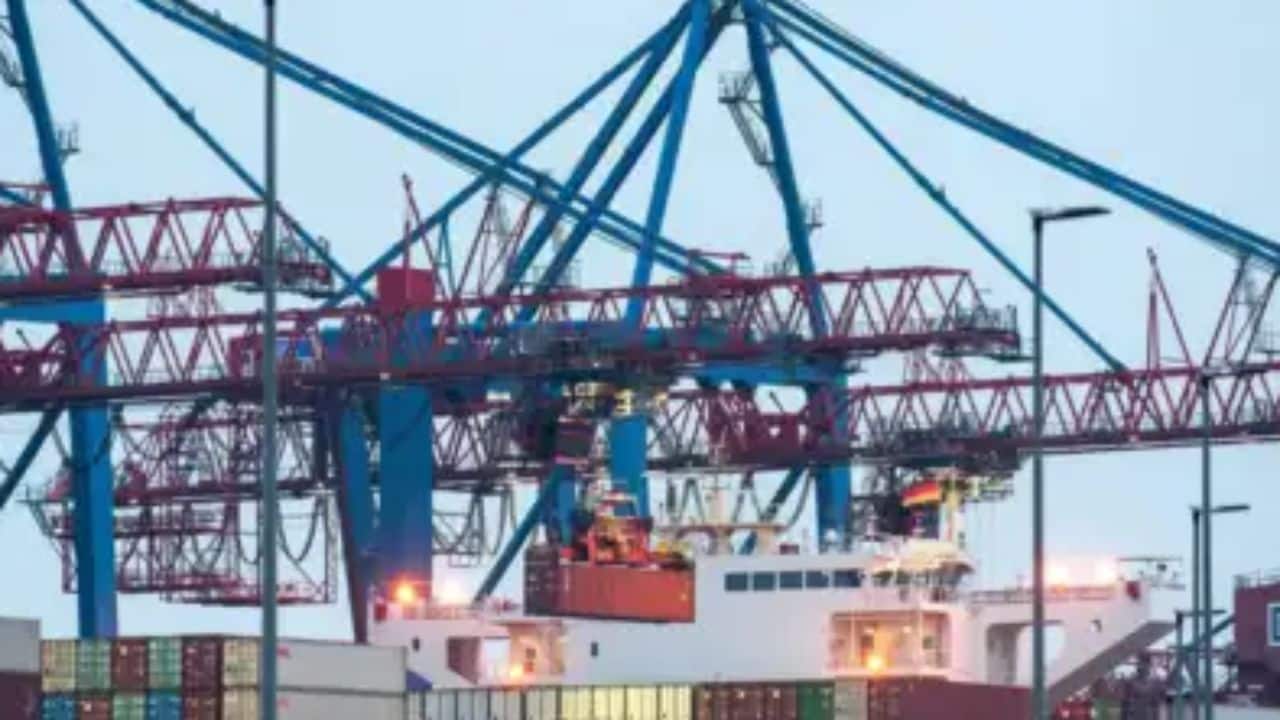 India's exports have risen by 4-5% in first half of this year: Commerce Minister