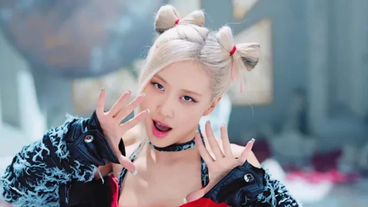 BLACKPINK's Rose makes history at AMAs with two nominations, including collaboration of the year