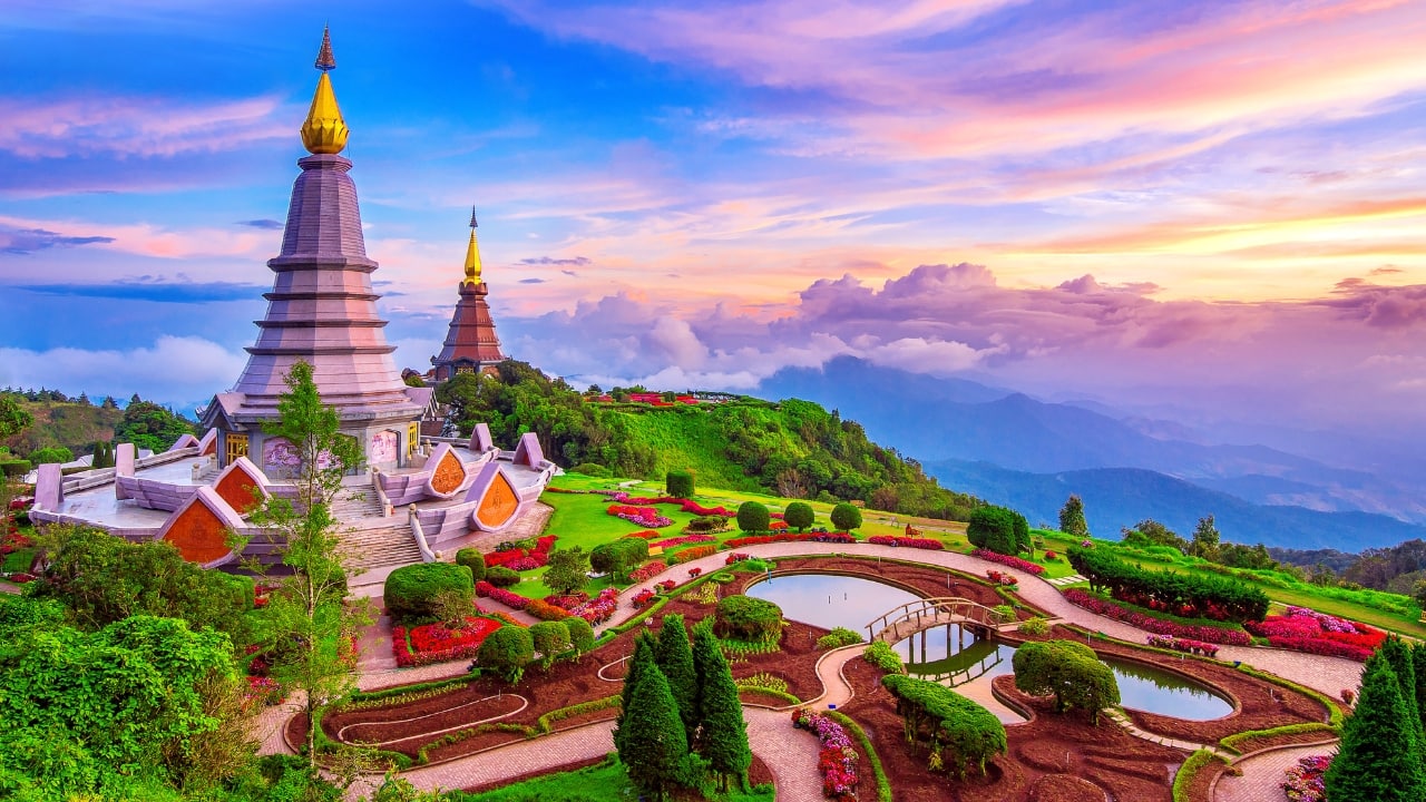Europe to Asia Summer Travel Trends 2025: Thailand Tops Searches, India Sees Growing Interest