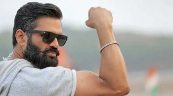 Suniel Shetty takes a fearless stand on Kashmir