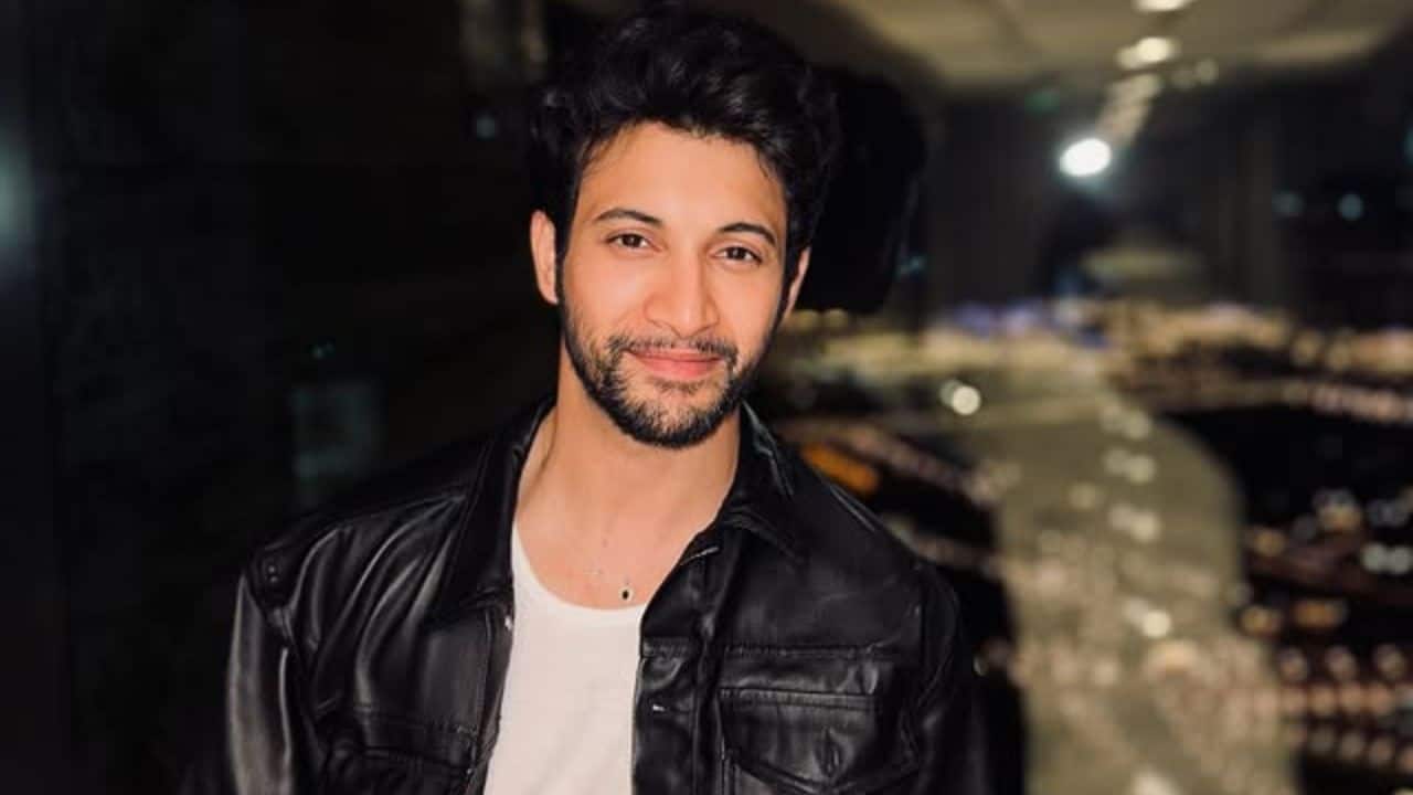 Karan Johar welcomes Rohit Saraf as a part of Dharma's talent agency: "Welcome to your new home and family..."