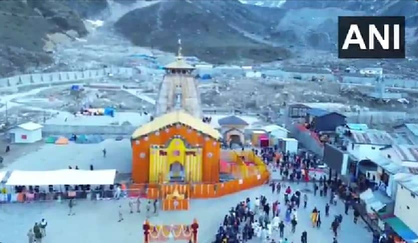 Kedarnath portals open with chants and flower shower, Garhwal Rifles play tunes | Watch grand ceremony