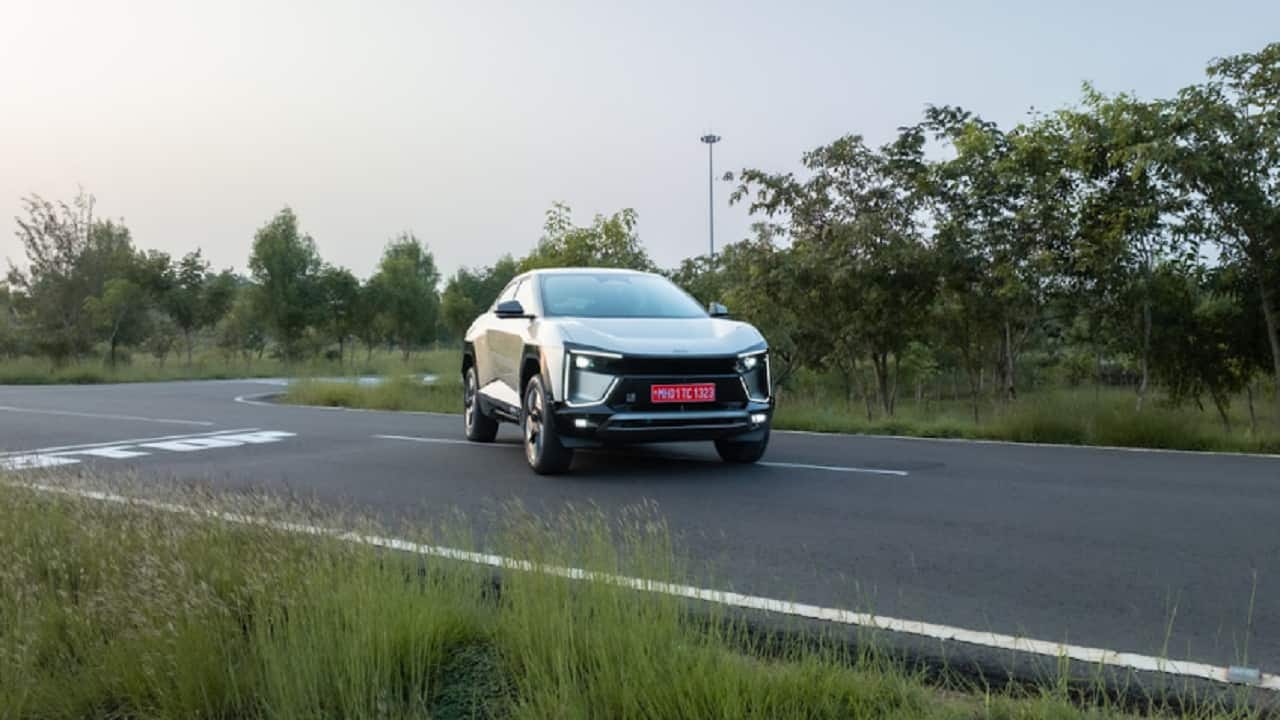 There are some strong Anime influences here and the BE 6 is designed to appeal as much to your imagination as it is to your logic