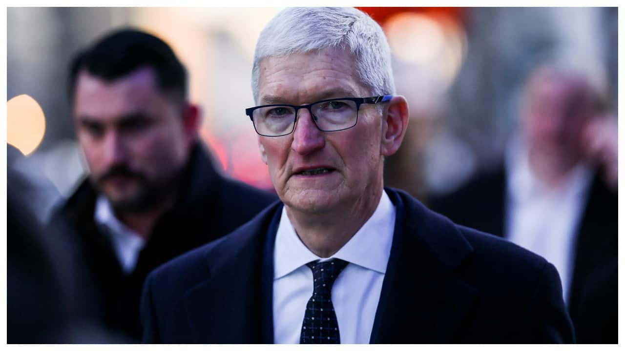 Apple CEO Tim Cook said ‘thank you’ 8 times in less than 2 minutes during Trump's White House AI dinner, viral video reveals details