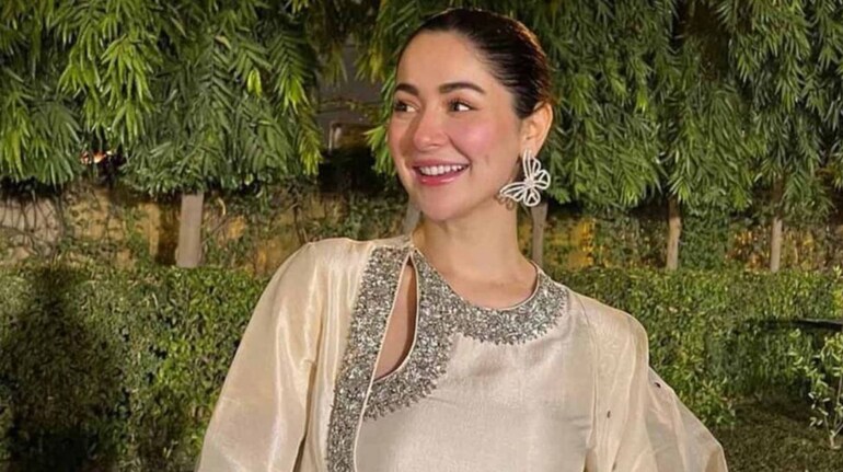Hania Amir Hania Amir reacts with 'ro dungi' and 'love you' as Indians comment on