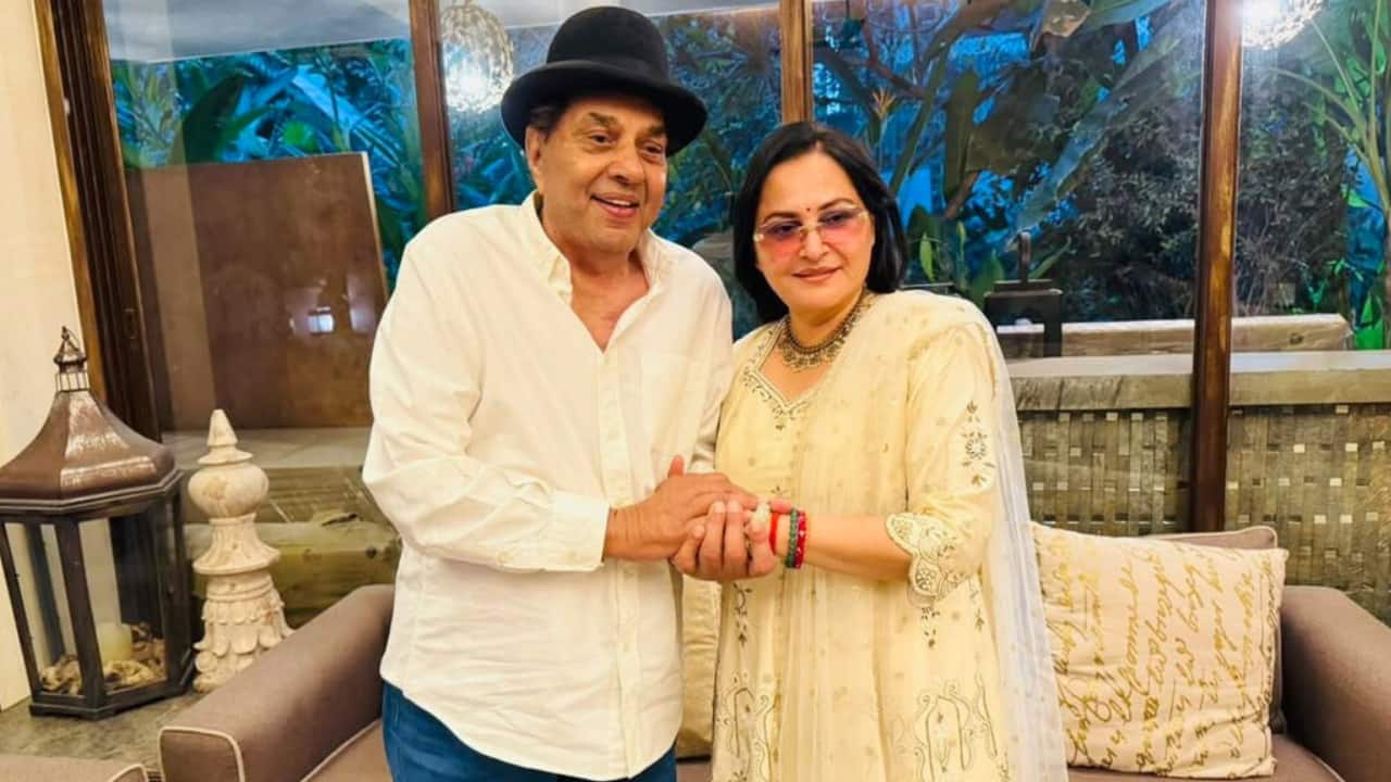 Dharmendra reunites with longtime friend and 'lovely co-star' Jaya Prada, writes, "I am extremely happy"