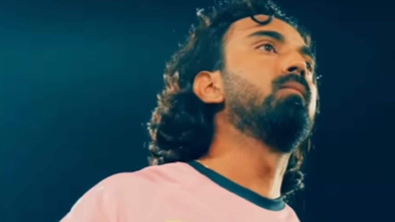 Delhi Capitals recreate Ram Charan's iconic Peddi first shot; Actor sends best wishes