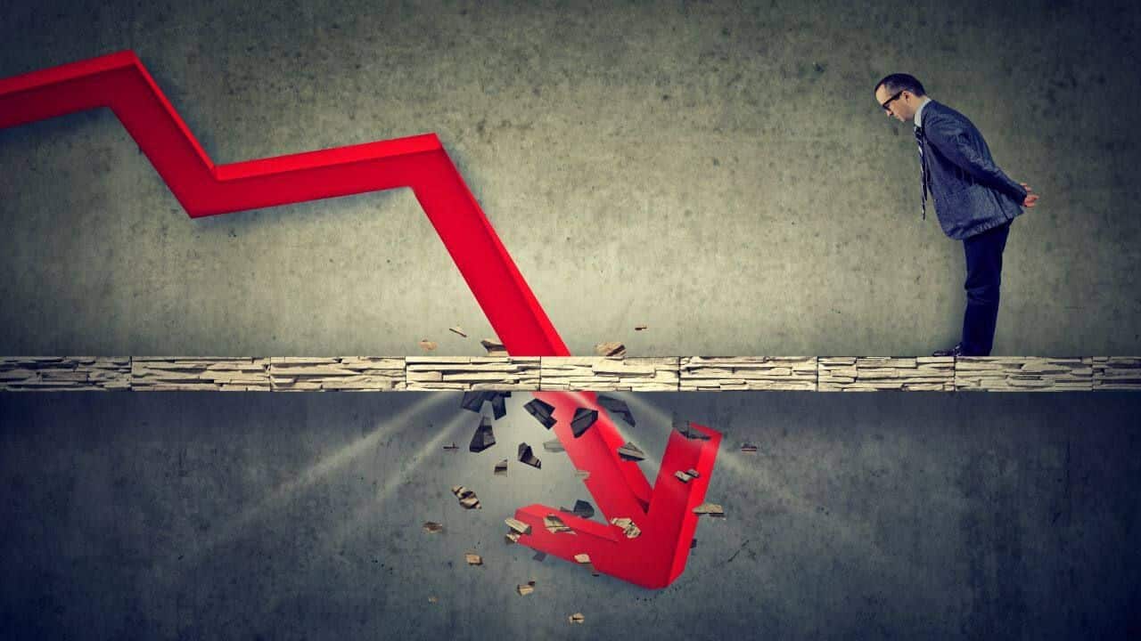 Indian Stock Market Dips Amidst Geopolitical Tensions and Global Uncertainty