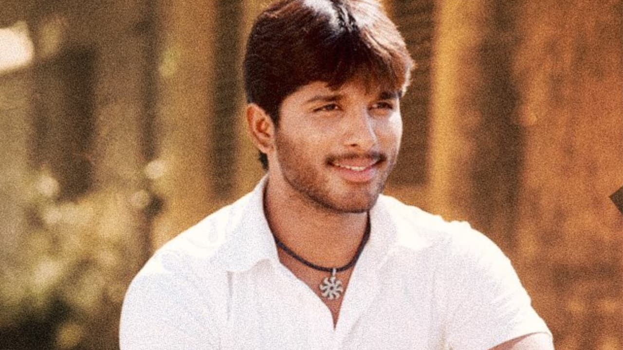 Allu Arjun celebrates 21 years of his film Arya that made him Bollywood favorite before Pushpa