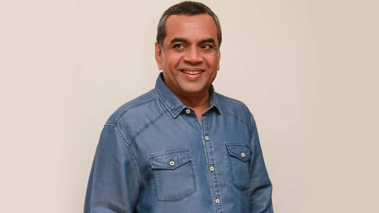 Paresh Rawal clarifies his Akshay Kumar is not his 'friend' comment, says, "This whole brouhaha was unnecessary"