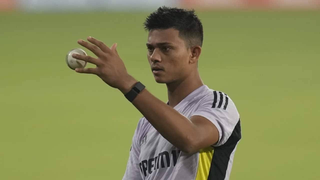 Yashasvi Jaiswal hospitalised in Pune after Syed Mushtaq Ali Trophy match; report explains why