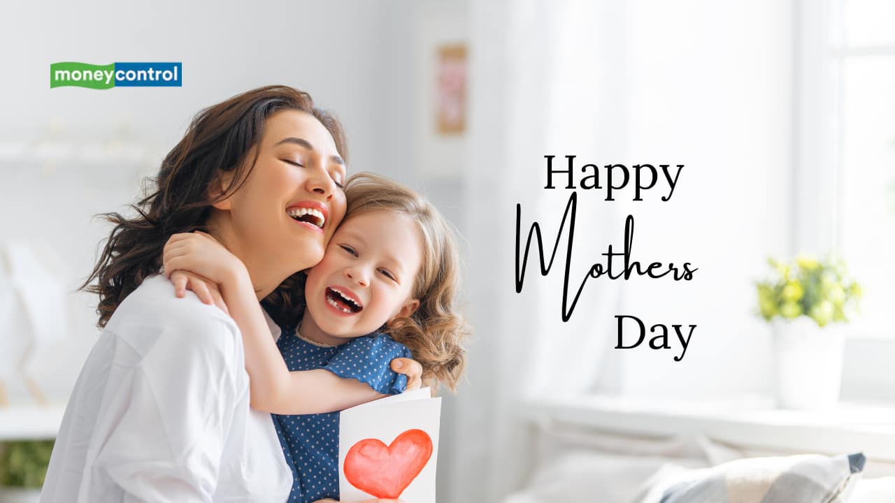 Mother’s Day 2025 Wishes: 50+ Messages, Quotes, SMSes, Status, Images and More to Share with Your Mom Today Mother’s Day 2025 Wishes: 50+ Messages, Quotes, SMSes, Status, Images and More to Share with Your Mom Today