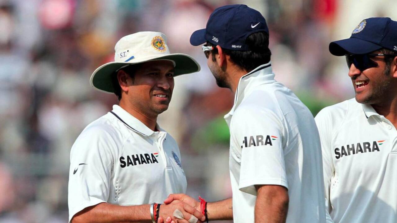 Kohli gifted a sacred thread which belonged to his late father to Sachin Tendulkar when he retired. (Photo: BCCI)