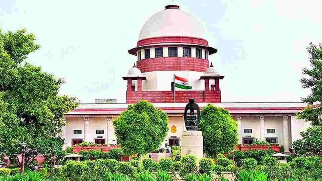 Justices Alok Aradhe, Vipul Pancholi sworn in as Supreme Court judges, apex court reaches full strength