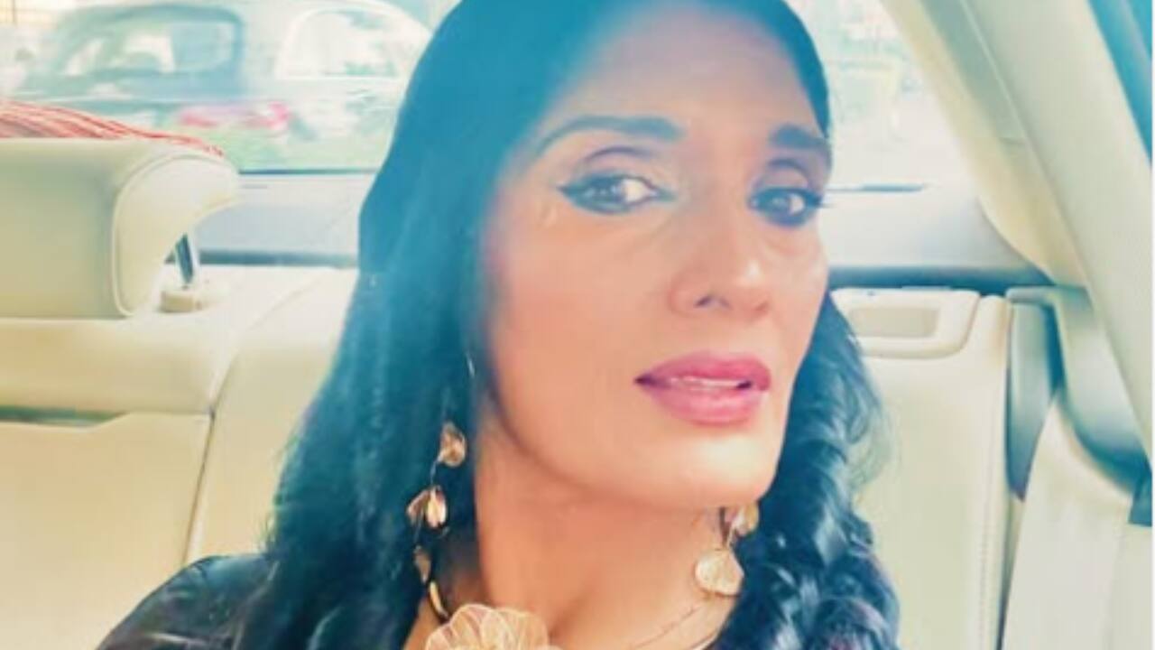 Anu Aggarwal claims she still hasn't received the entire money for her debut movie Aashiqui