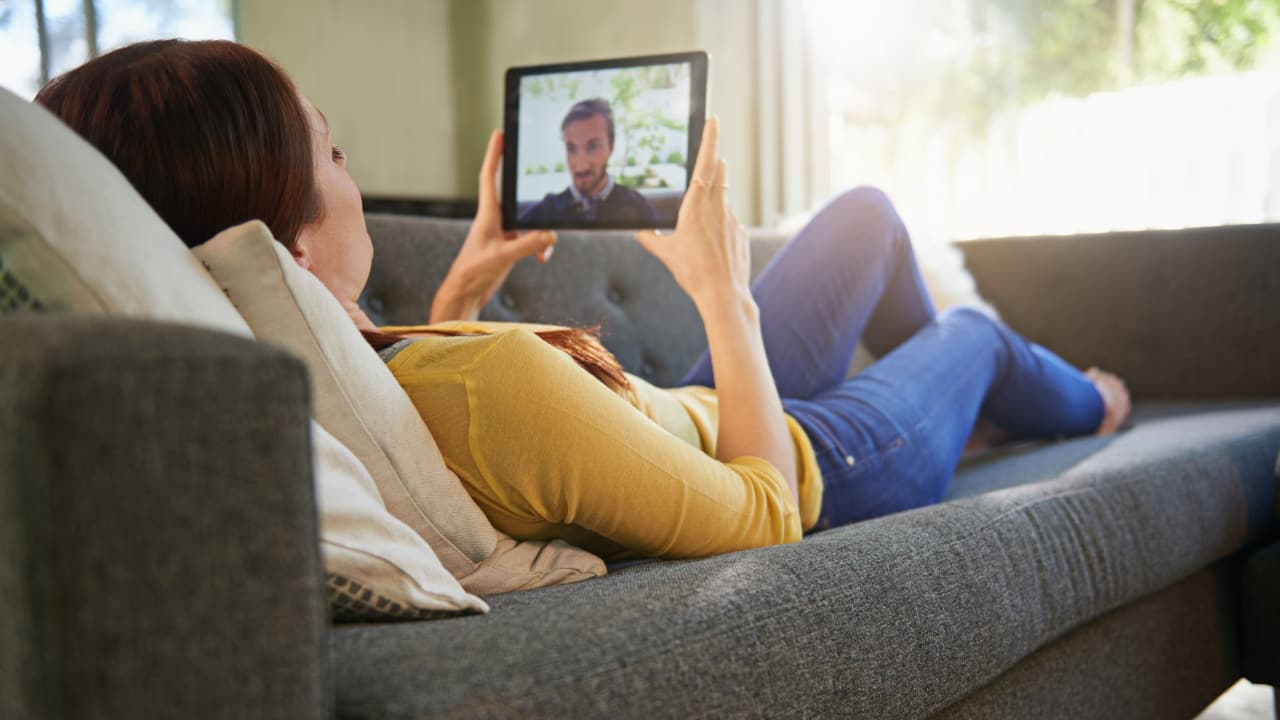Couples who meet online are reportedly less happy. Study explains why