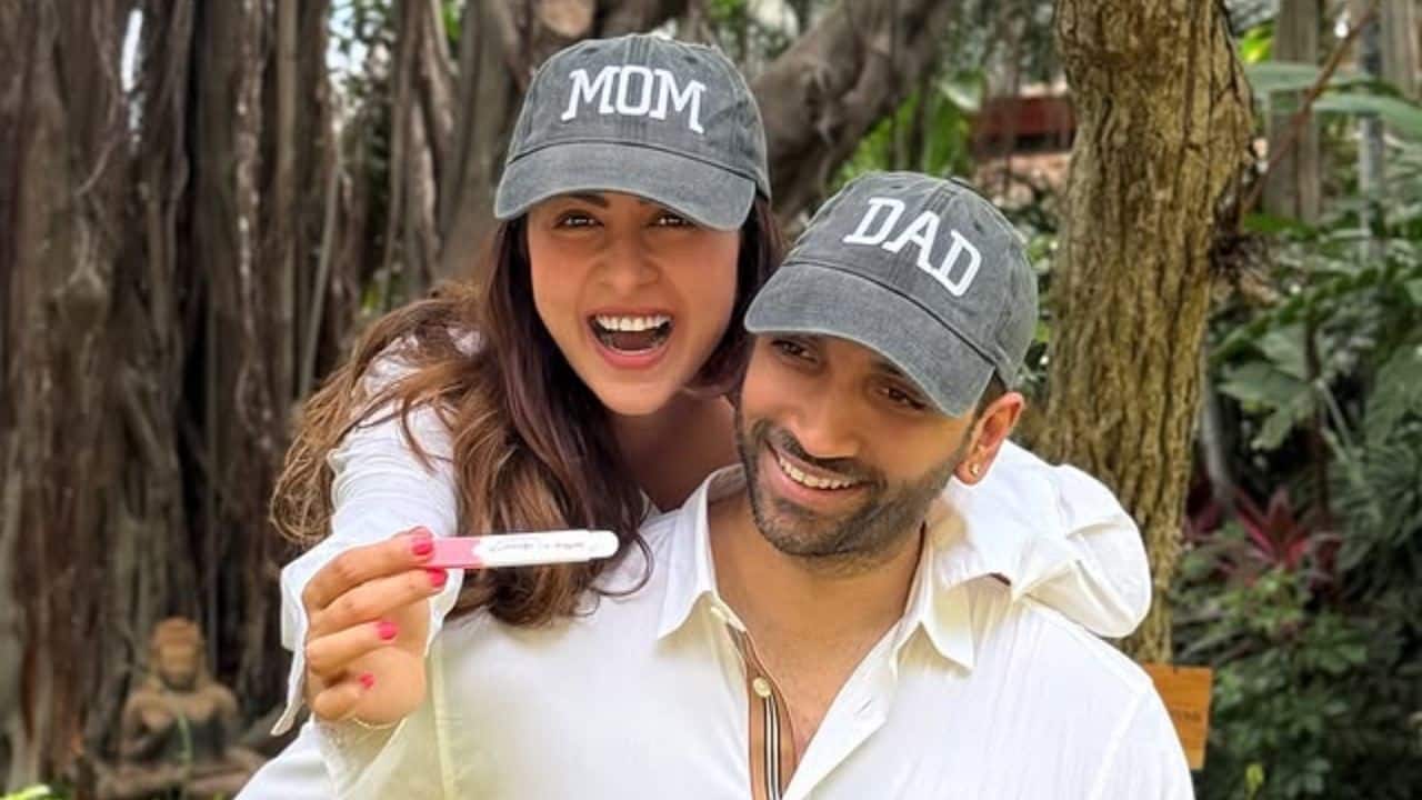 Kabhi Khushi Kabhie Gham fame Malvika Raaj announces pregnancy with husband Pranav Bagga