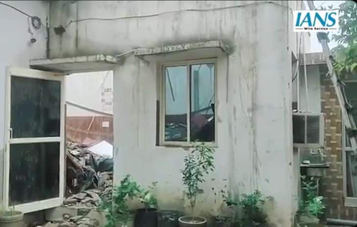 Powerful storm in Ghaziabad kills sub-inspector as ACP office roof collapses