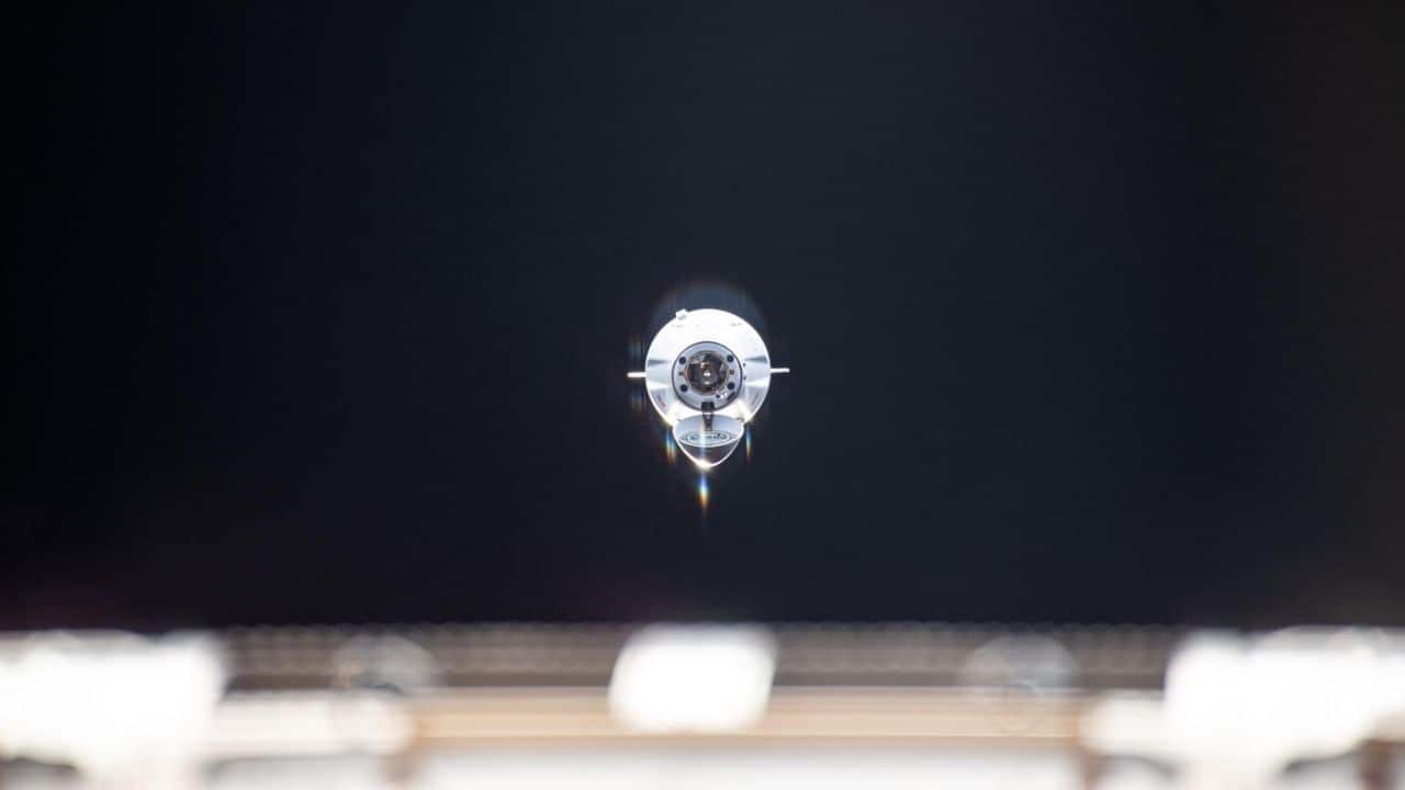 Sonic boom echoes over California in early morning as SpaceX Dragon re-enters Earth