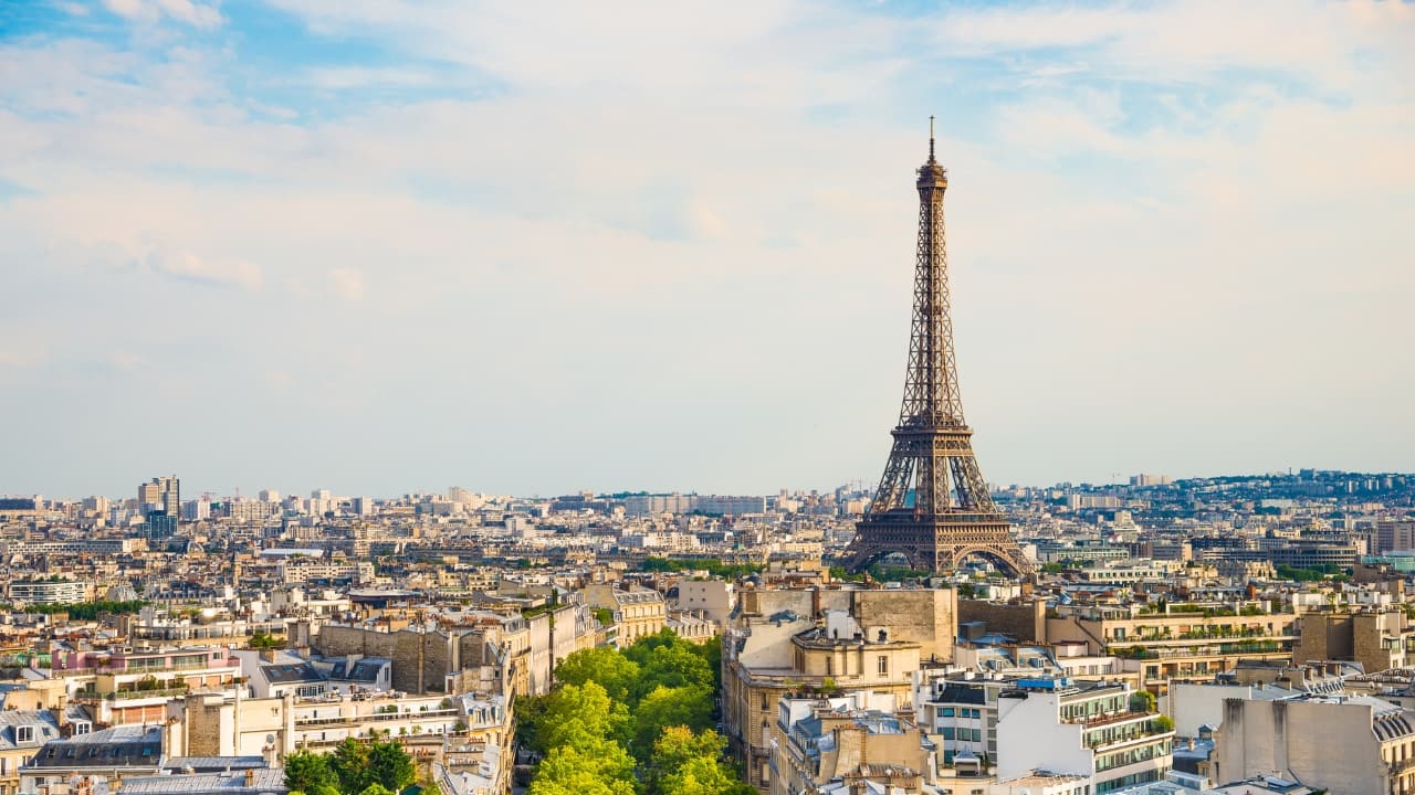 9. France – The Most Popular, Yet Not the Easiest (15.8% Rejection Rate) France receives the highest number of visa applications—over 3 million in 2024—but nearly half a million were denied. (Image: Canva)