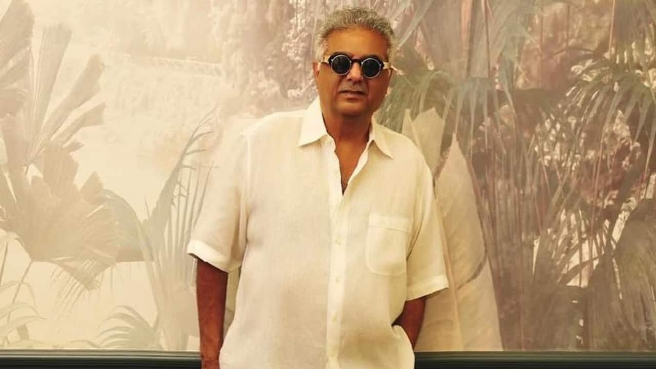 Boney Kapoor hands over layout plan of Film City: Yeida