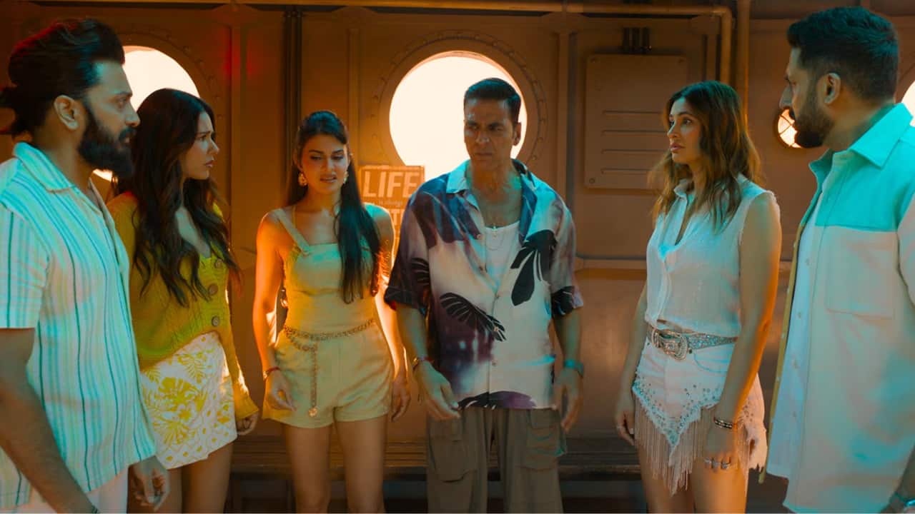 Housefull 5 advance booking: Akshay Kumar's comedy-drama grosses over Rs 5 cr in pre-sale ahead of June 6 release