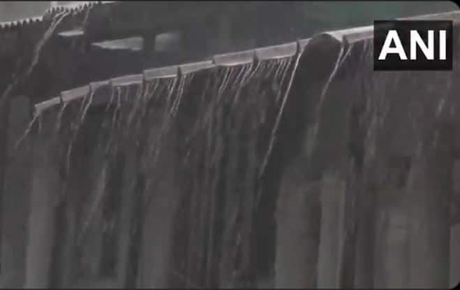 IMD forecasts heavy to very heavy rain in Kerala, Karnataka, Maharashtra, Goa till June 1