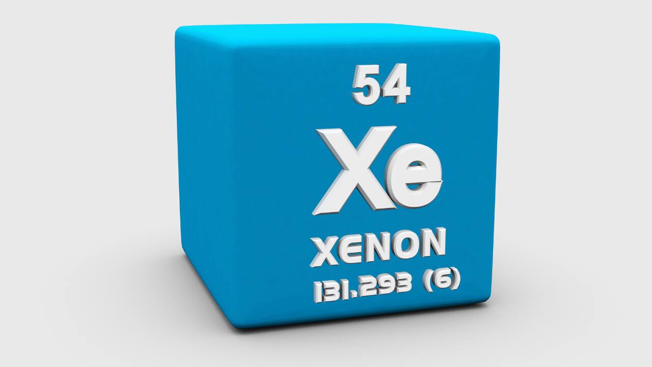 While some experts believe xenon could potentially help the body prepare for high altitudes, others are skeptical. Researchers say there’s little concrete evidence proving it enhances performance — and warn of potential dangers, like accidental overdose, since xenon acts like an anesthetic.