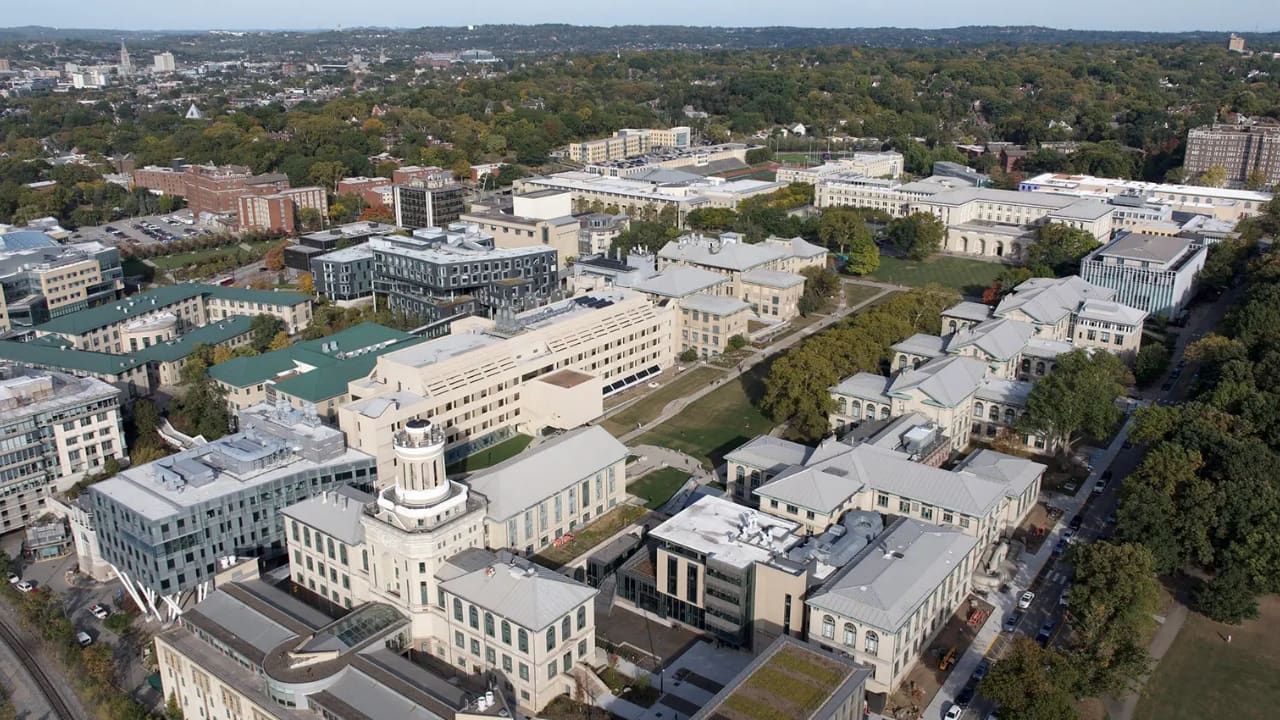 Carnegie Mellon University (44% International)