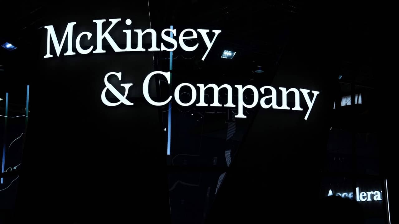 McKinsey loses 10% of staff amid slowdown and legal pressures
